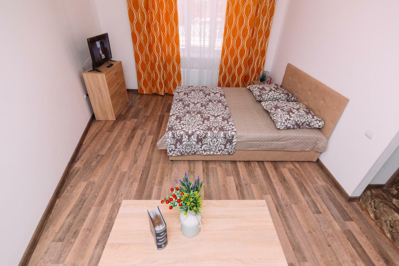 Apart-Hotel On Kondrateva Street New Building Суми Екстериор снимка