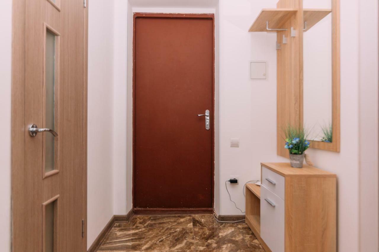 Apart-Hotel On Kondrateva Street New Building Суми Екстериор снимка